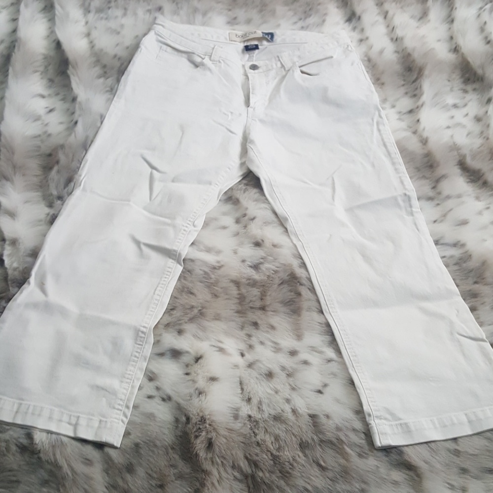 GAP White capris jeans